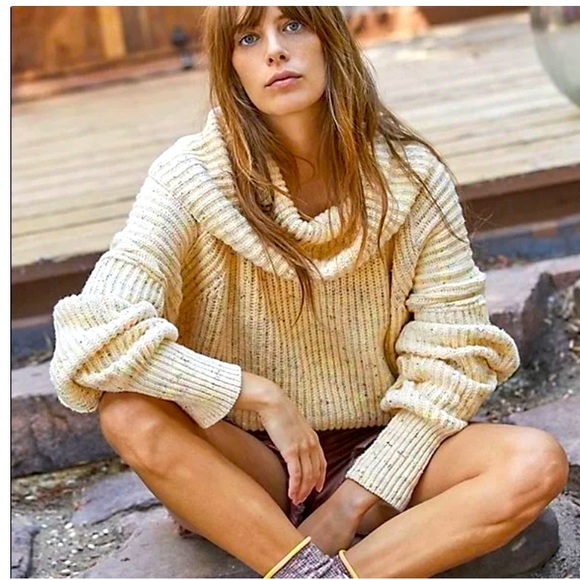 Free People Sweaters - Free People Sassy Peach Combo